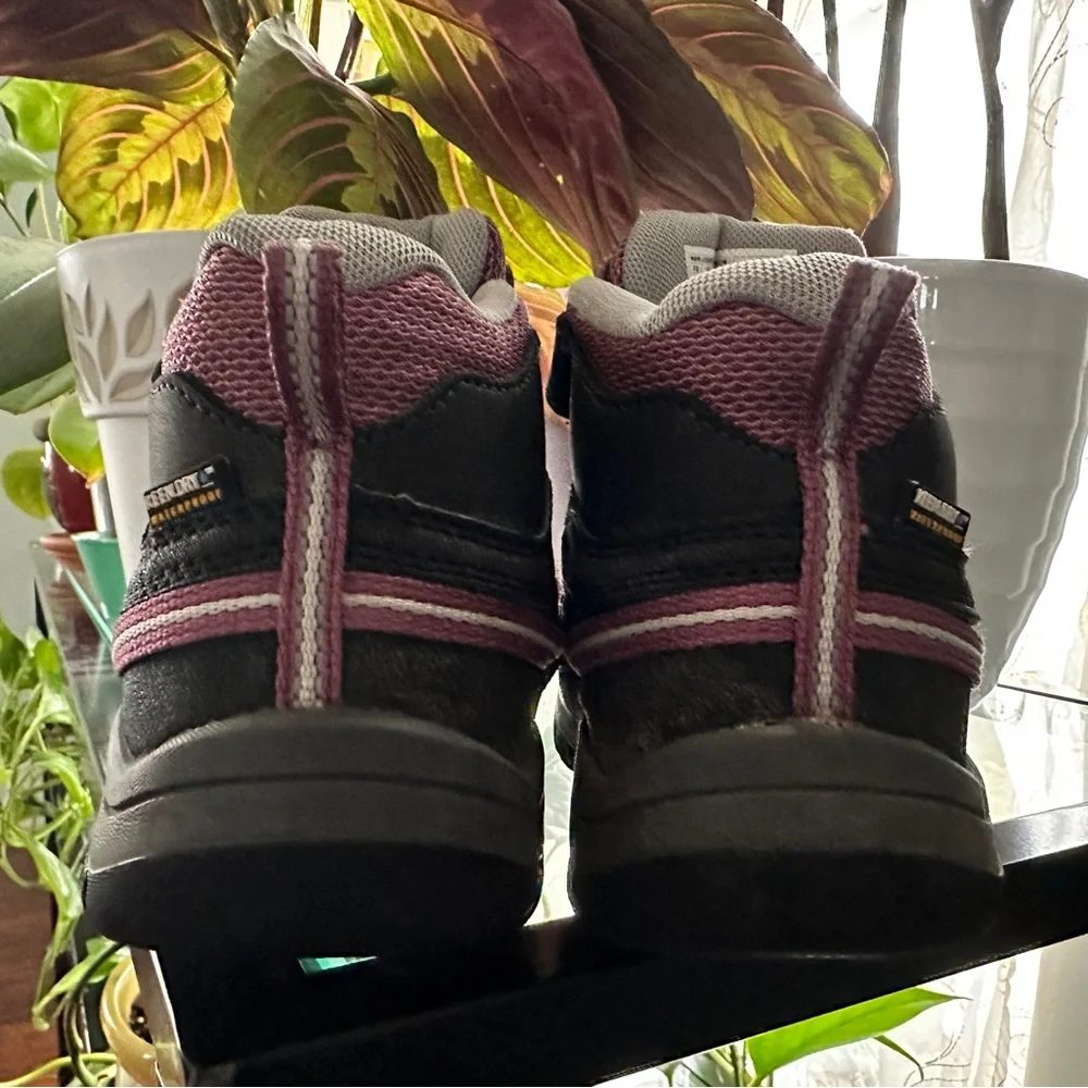 Kids Keen Targhee Mid Hiking Shoe